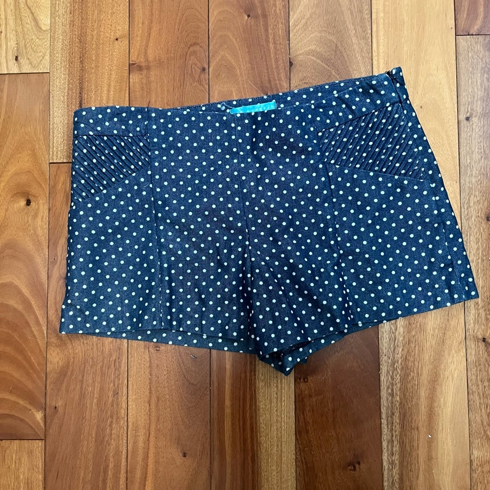 Pin + Larkin Shorts 💋bundle💋 - Picture 3 of 8